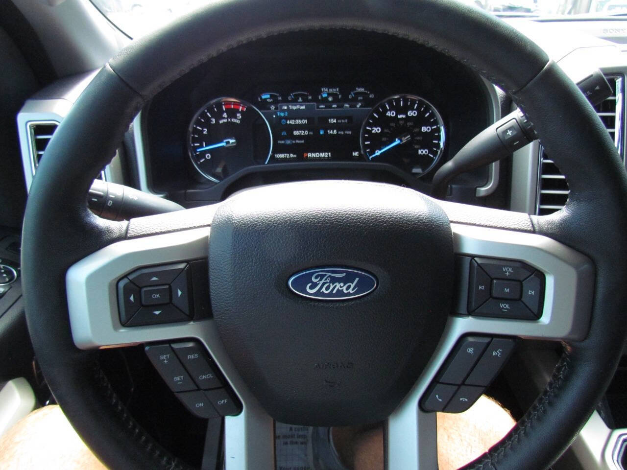 Used 2017 Ford F250 Lariat w/ Lariat Ultimate Package AWD/4WD image 21