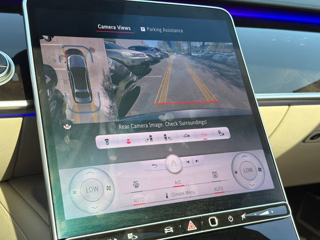 Used 2022 Mercedes-Benz S 580 4MATIC Sedan w/ 3D Technology Package image 27