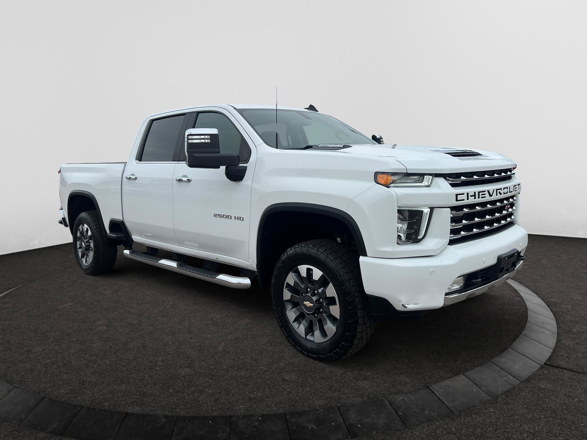 Used 2021 Chevrolet Silverado 2500 LT AWD/4WD image 7