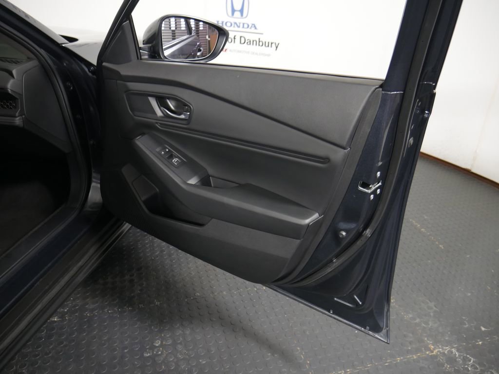 Used 2023 Honda Accord EX image 6