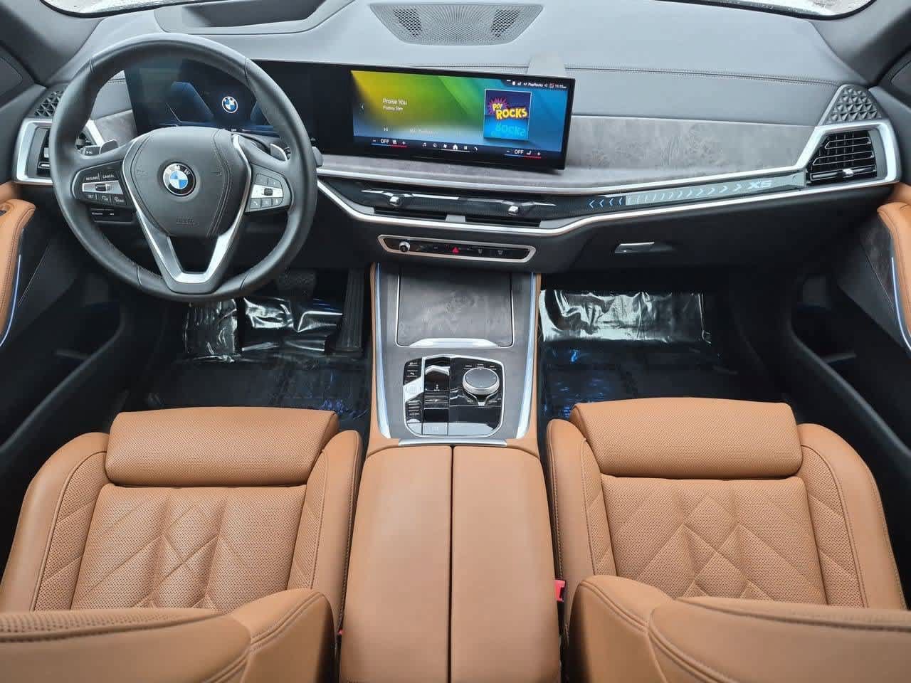 Used 2024 BMW X5 xDrive40i w/ Parking Assistance Package AWD/4WD image 15