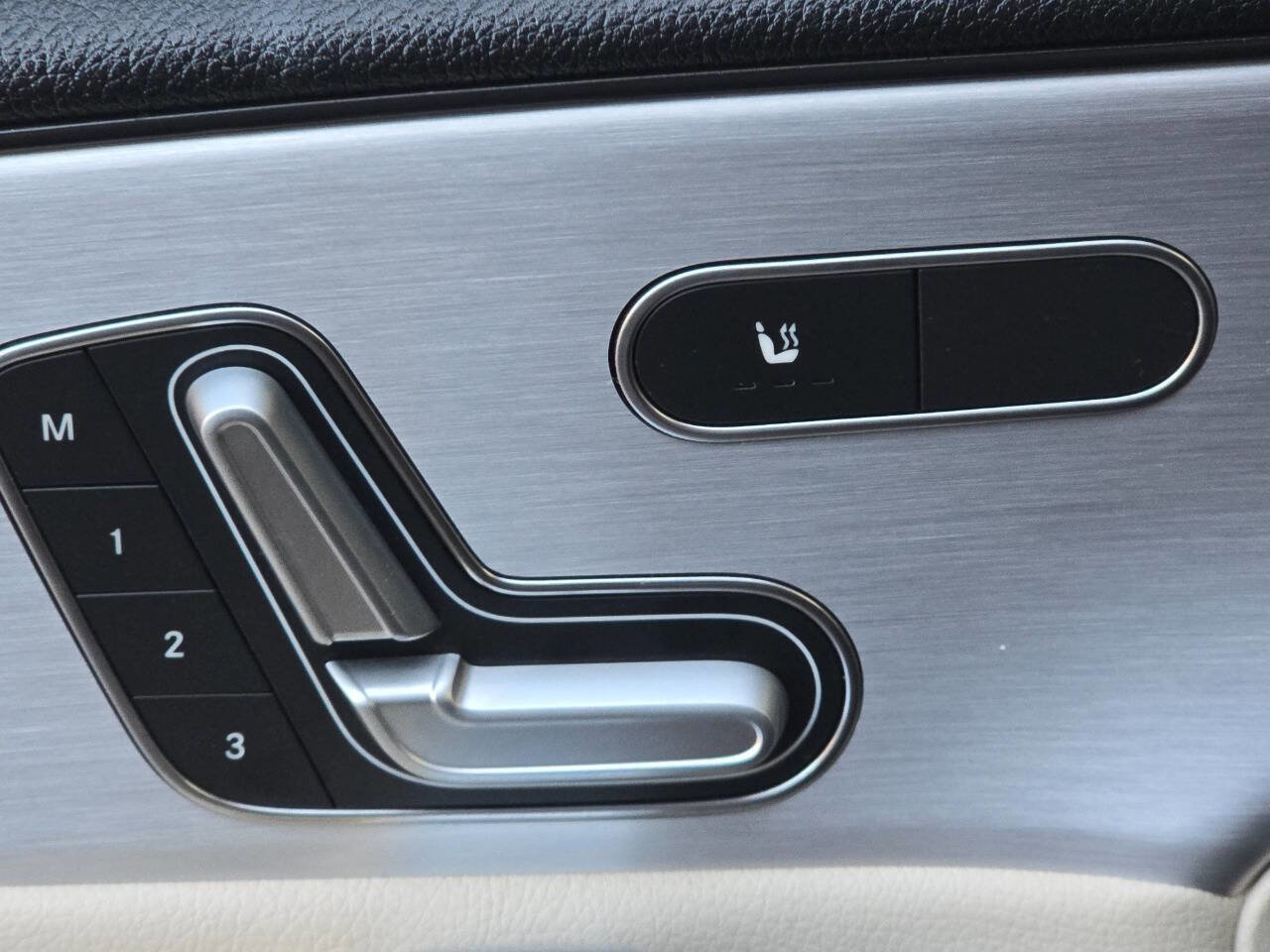 Used 2019 Mercedes-Benz A 220 4MATIC image 23