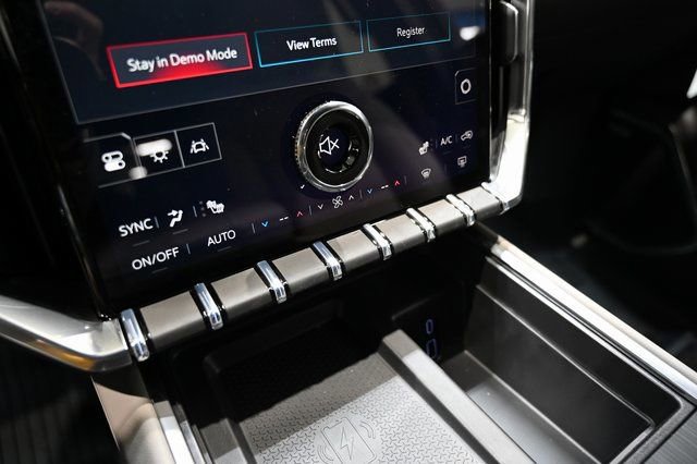 New 2026 GMC Acadia Elevation w/ Elevation Premium Package image 18