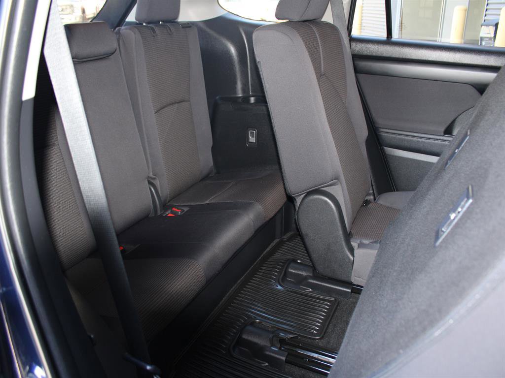 Used 2023 Toyota Highlander LE image 41