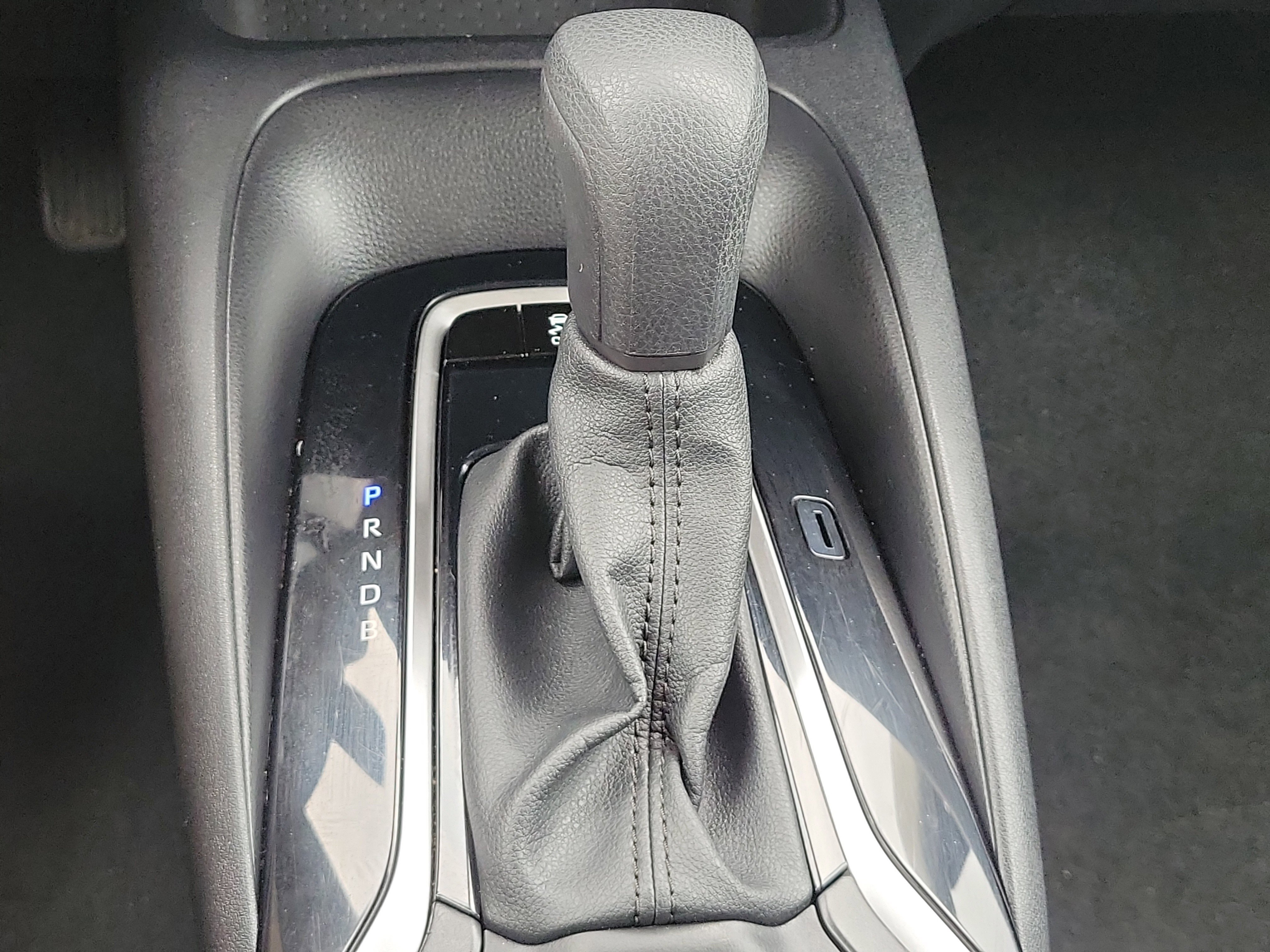 Used 2024 Toyota Corolla LE image 28