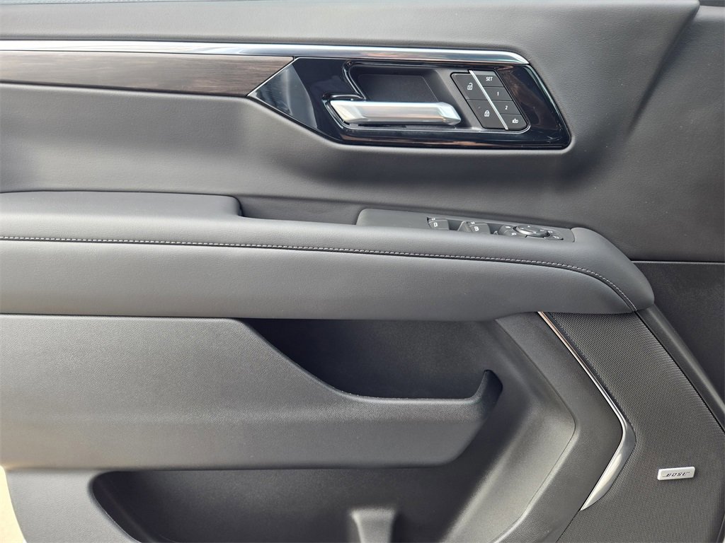 New 2026 Chevrolet Suburban LT w/ Comfort Package image 12