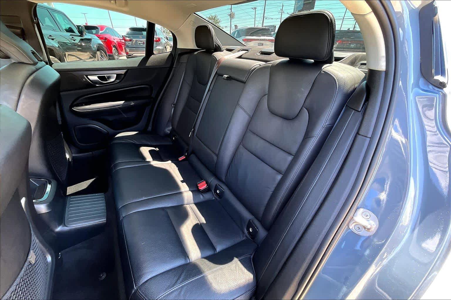 Used 2024 Volvo S60 T8 Ultimate AWD/4WD image 21