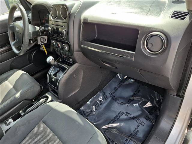 Used 2010 Jeep Patriot Sport w/ PWR Equipment Group AWD/4WD image 20