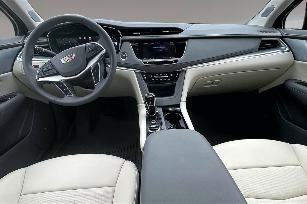 New 2026 Cadillac XT5 Premium Luxury w/ Driver Assist Package AWD/4WD image 5