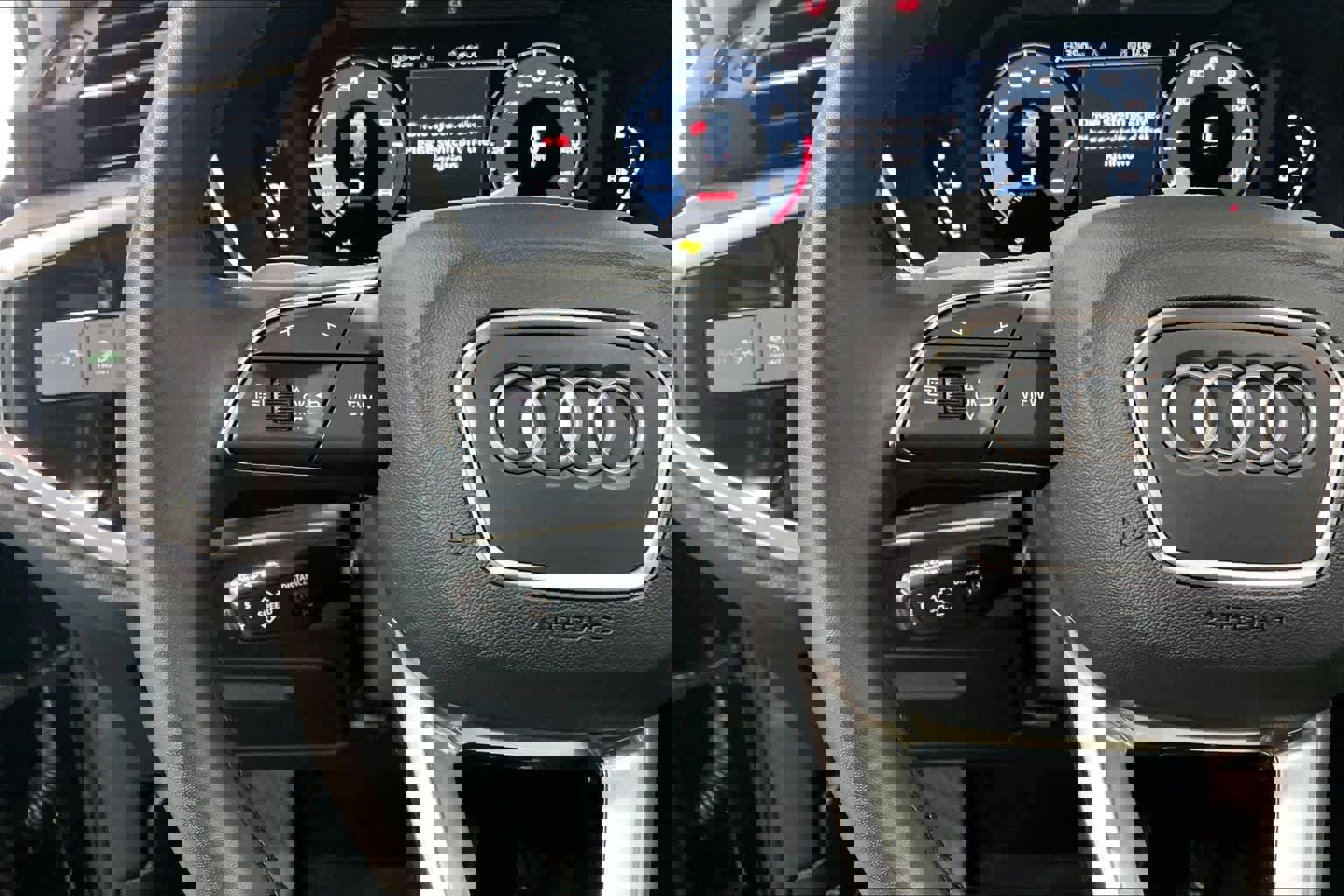 Certified 2025 Audi Q3 2.0T Premium w/ Convenience Package image 21