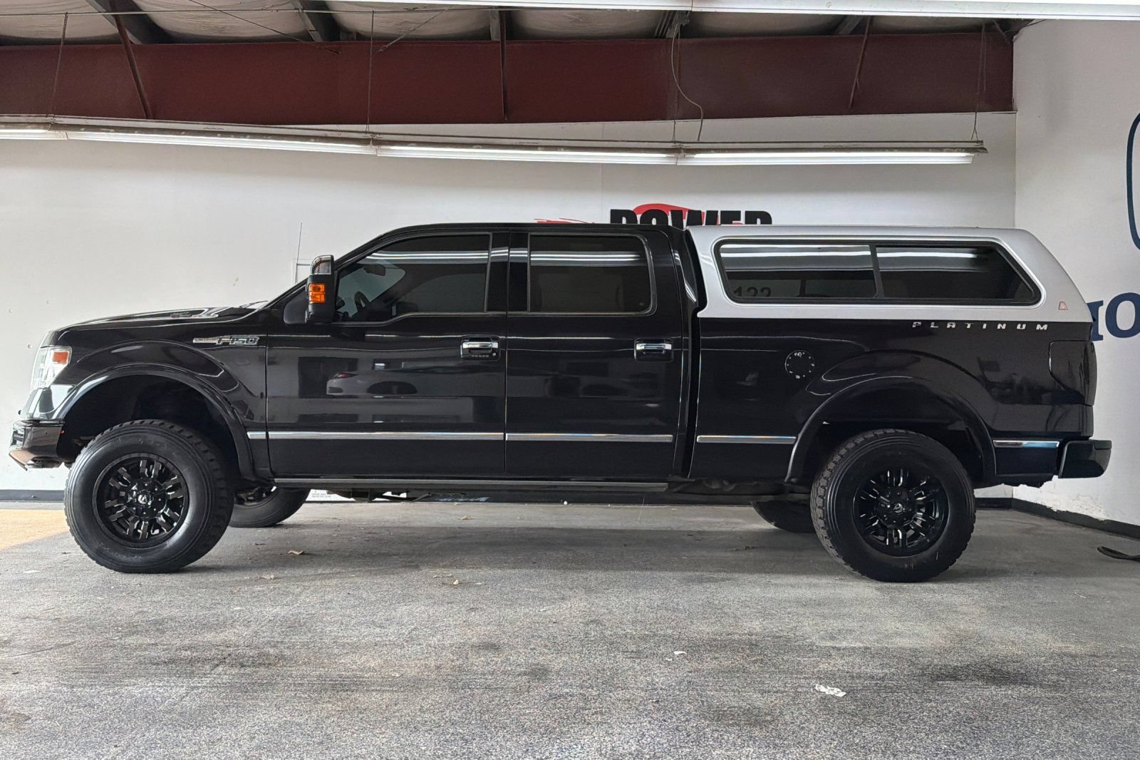 Used 2013 Ford F150 Platinum AWD/4WD image 6