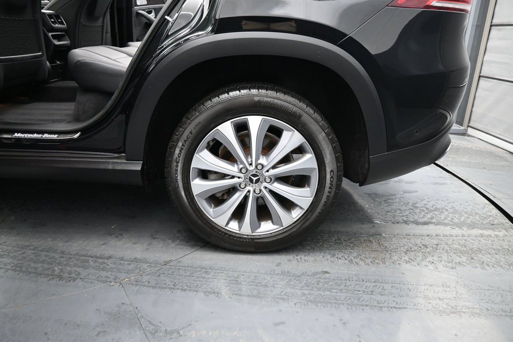 Used 2020 Mercedes-Benz GLE 350 w/ Premium Package image 18