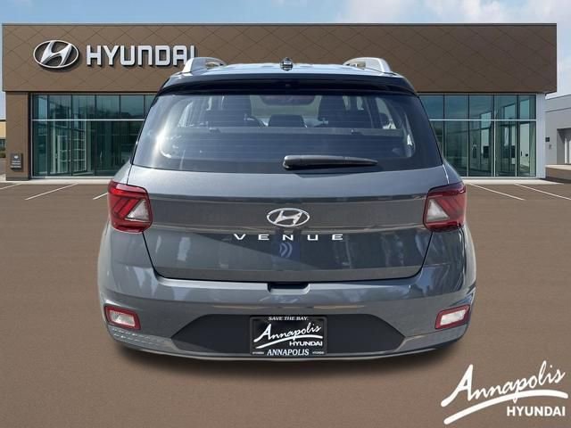 Certified 2026 Hyundai Venue SEL image 4