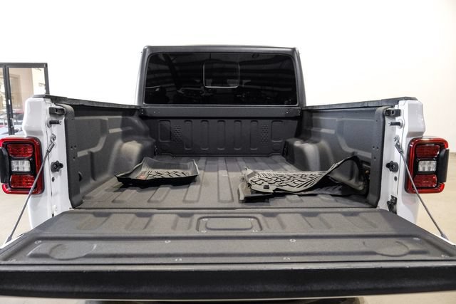 Used 2020 Jeep Gladiator Overland AWD/4WD image 41