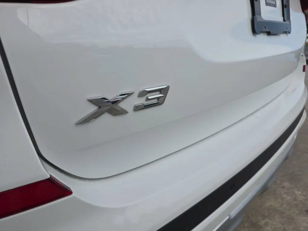 Used 2021 BMW X3 sDrive30i w/ Convenience Package RWD image 11