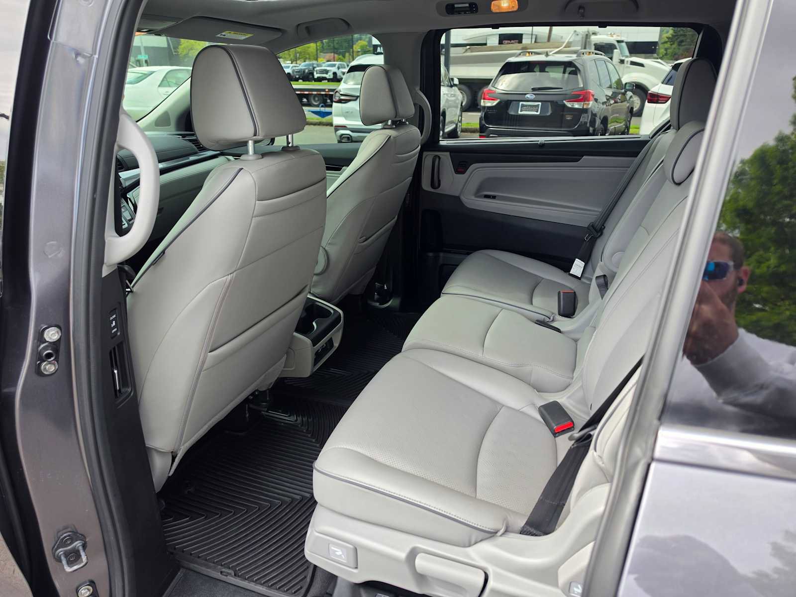 Used 2024 Honda Odyssey Elite image 15