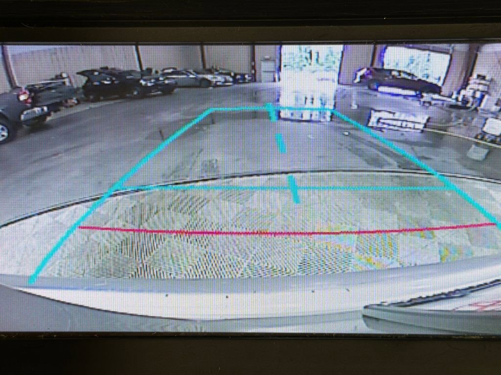 Used 2014 Toyota Camry LE FWD image 26