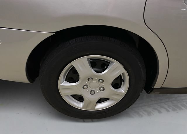 Used 2007 Buick LaCrosse CX FWD image 17