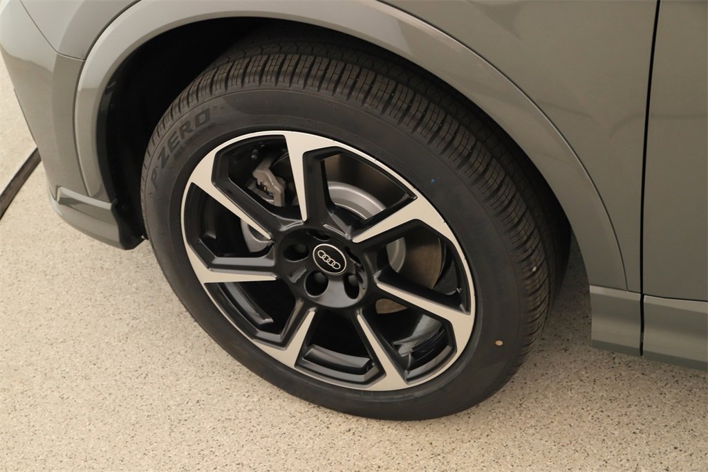 New 2025 Audi Q3 2.0T Premium Plus image 30