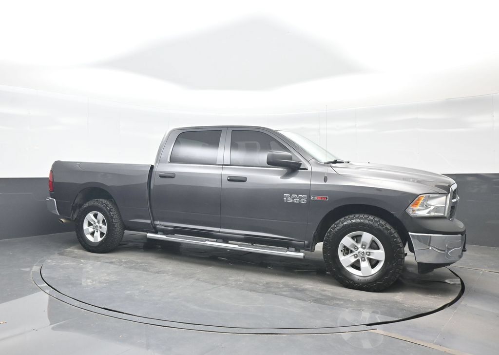 Used 2018 RAM 1500 Tradesman w/ Chrome Appearance Group AWD/4WD image 8