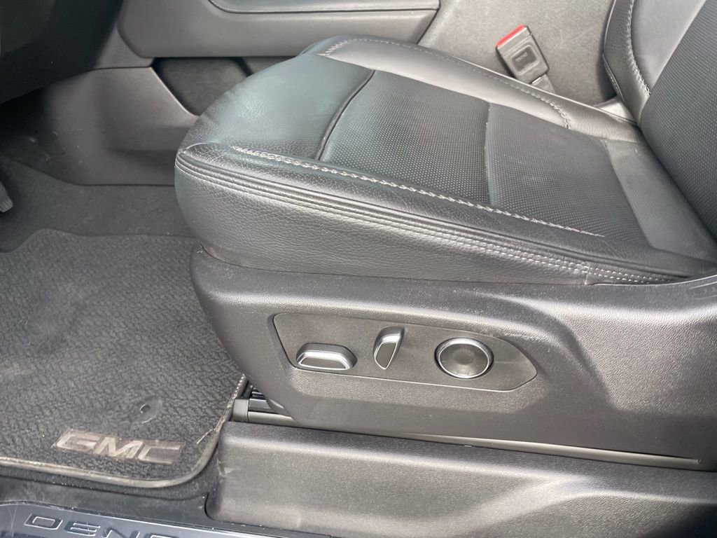 Used 2025 GMC Sierra 2500 Denali w/ Denali Reserve Package image 11