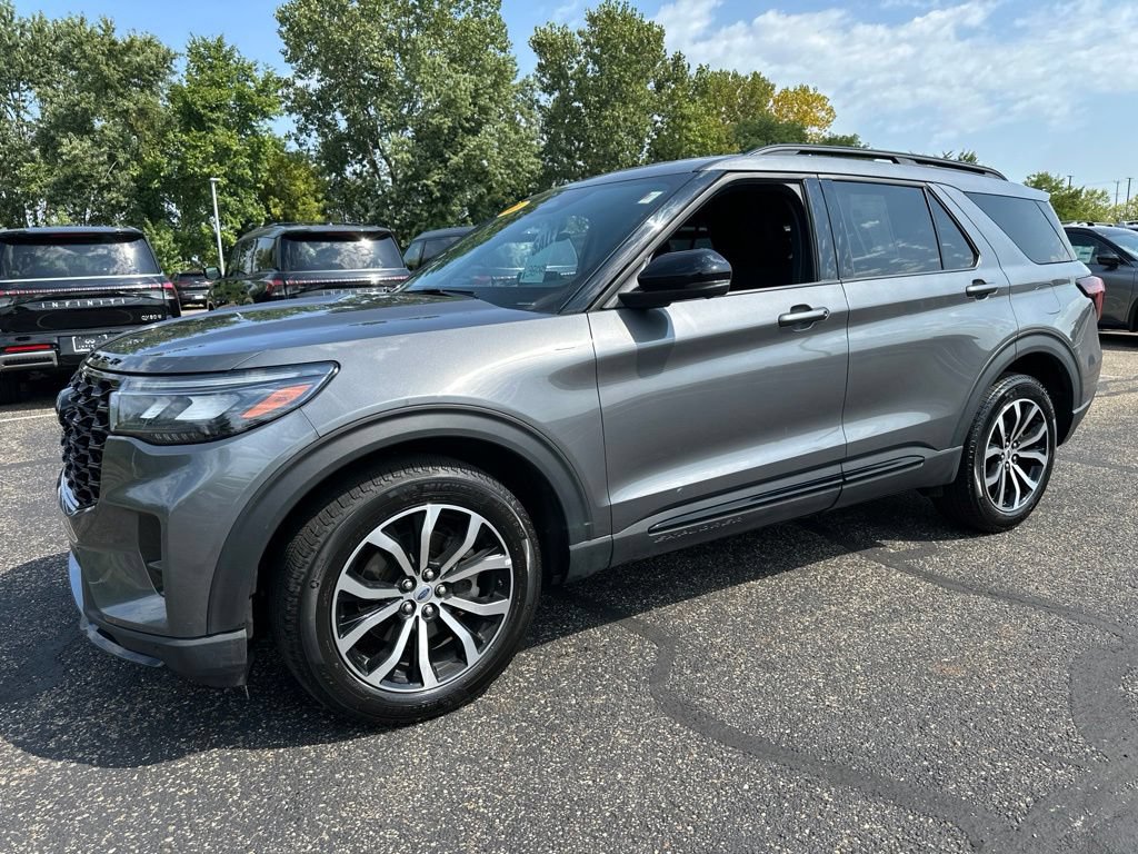 Used 2026 Ford Explorer ST-Line AWD/4WD image 8