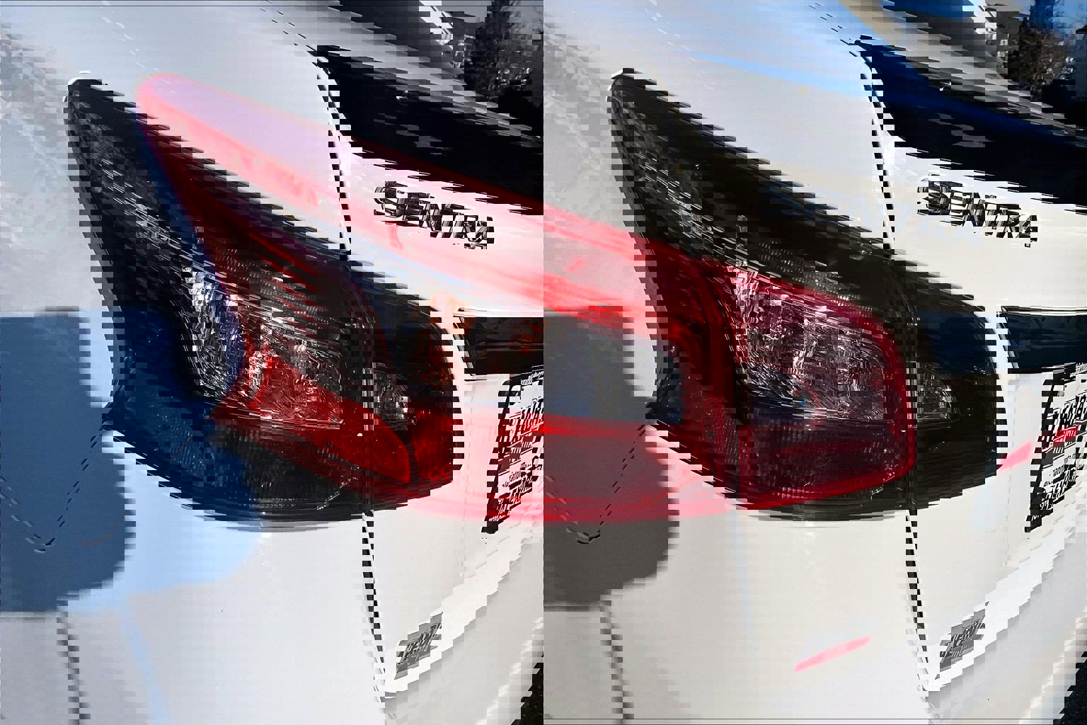 Used 2018 Nissan Sentra S w/ S Midnight Style Package image 26