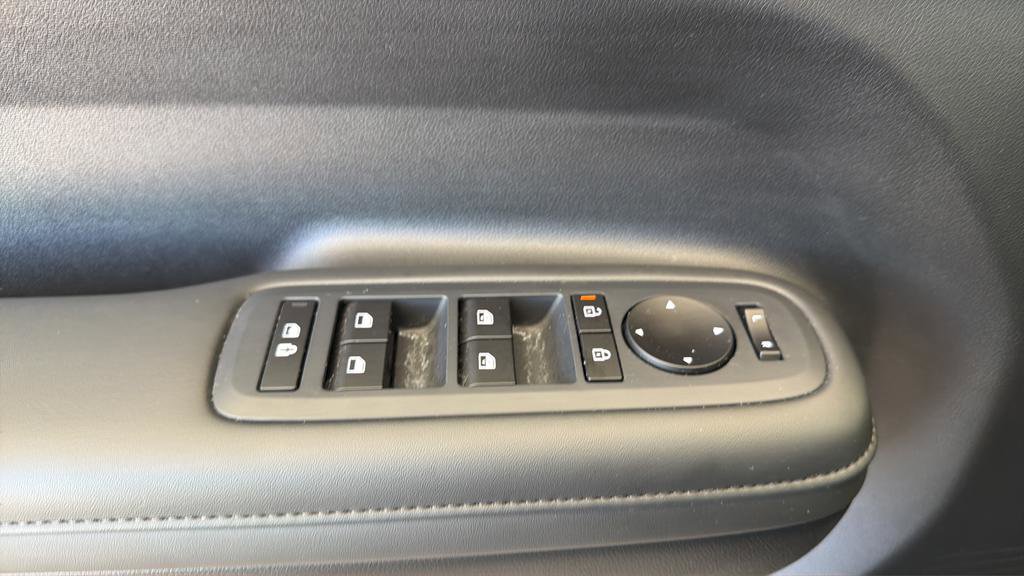 Used 2026 Hyundai Santa Fe SEL AWD/4WD image 27