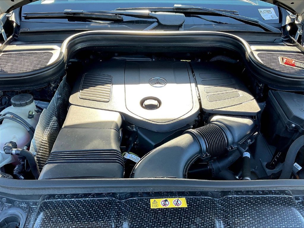 Certified 2025 Mercedes-Benz GLE 350 4MATIC image 31