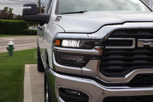 Used 2026 RAM 3500 Big Horn AWD/4WD image 6