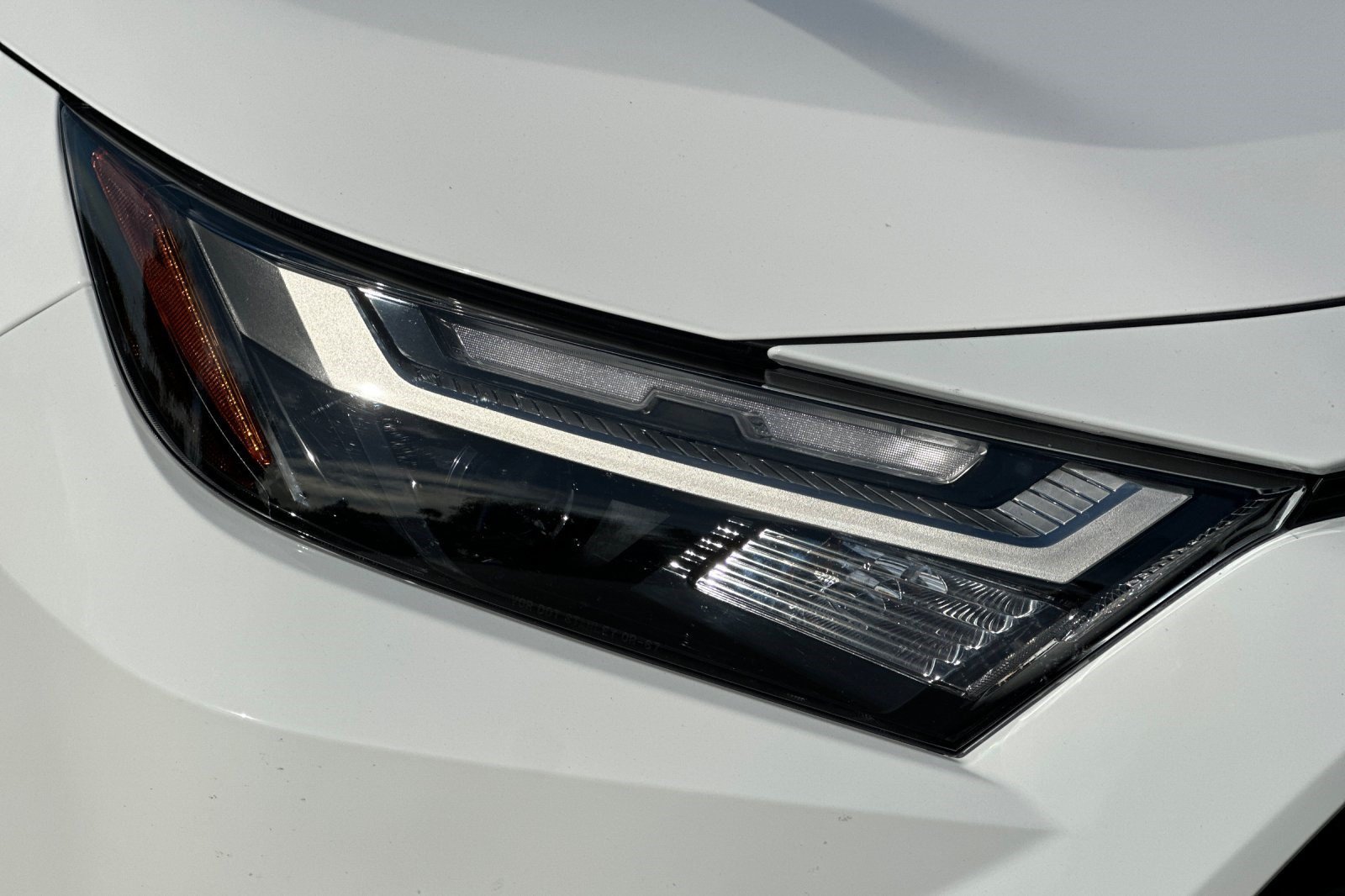 Used 2025 Toyota RAV4 LE FWD image 12