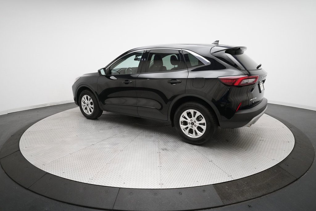 Used 2023 Ford Escape Active w/ Tech Pack #2 image 13