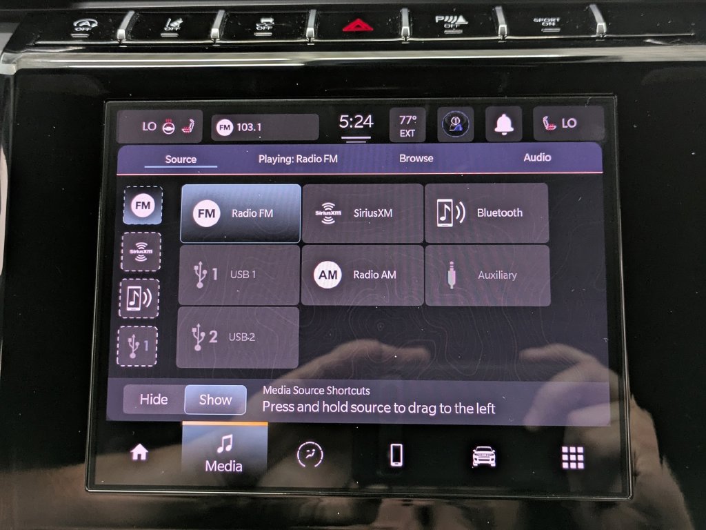 Used 2023 Jeep Grand Cherokee Altitude AWD/4WD image 30