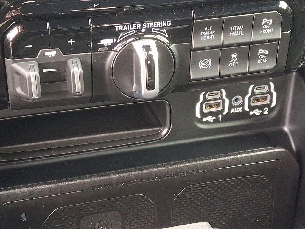 Used 2024 RAM 3500 Limited w/ Night Edition image 34