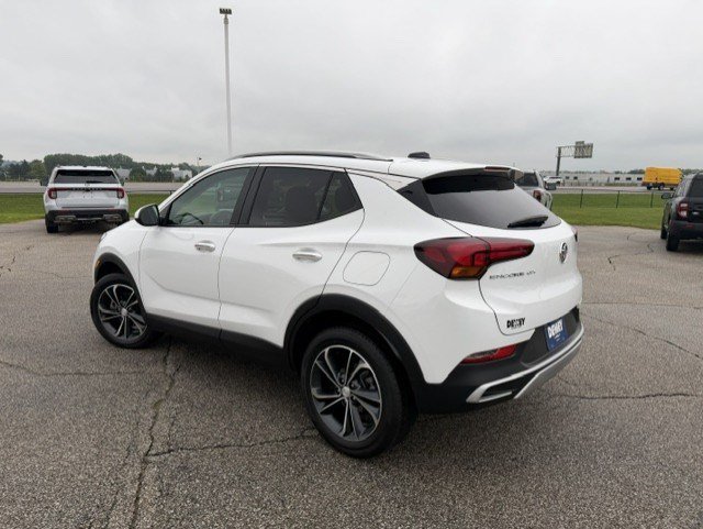Used 2022 Buick Encore GX Select FWD image 6