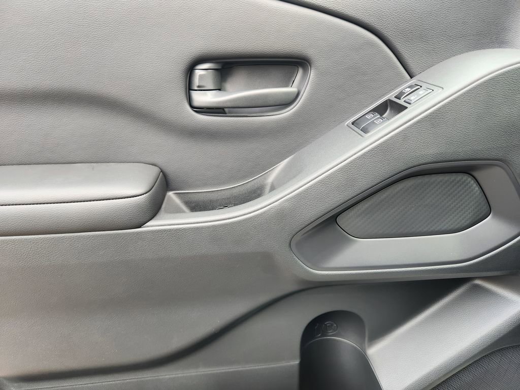 New 2026 Nissan Frontier S image 6