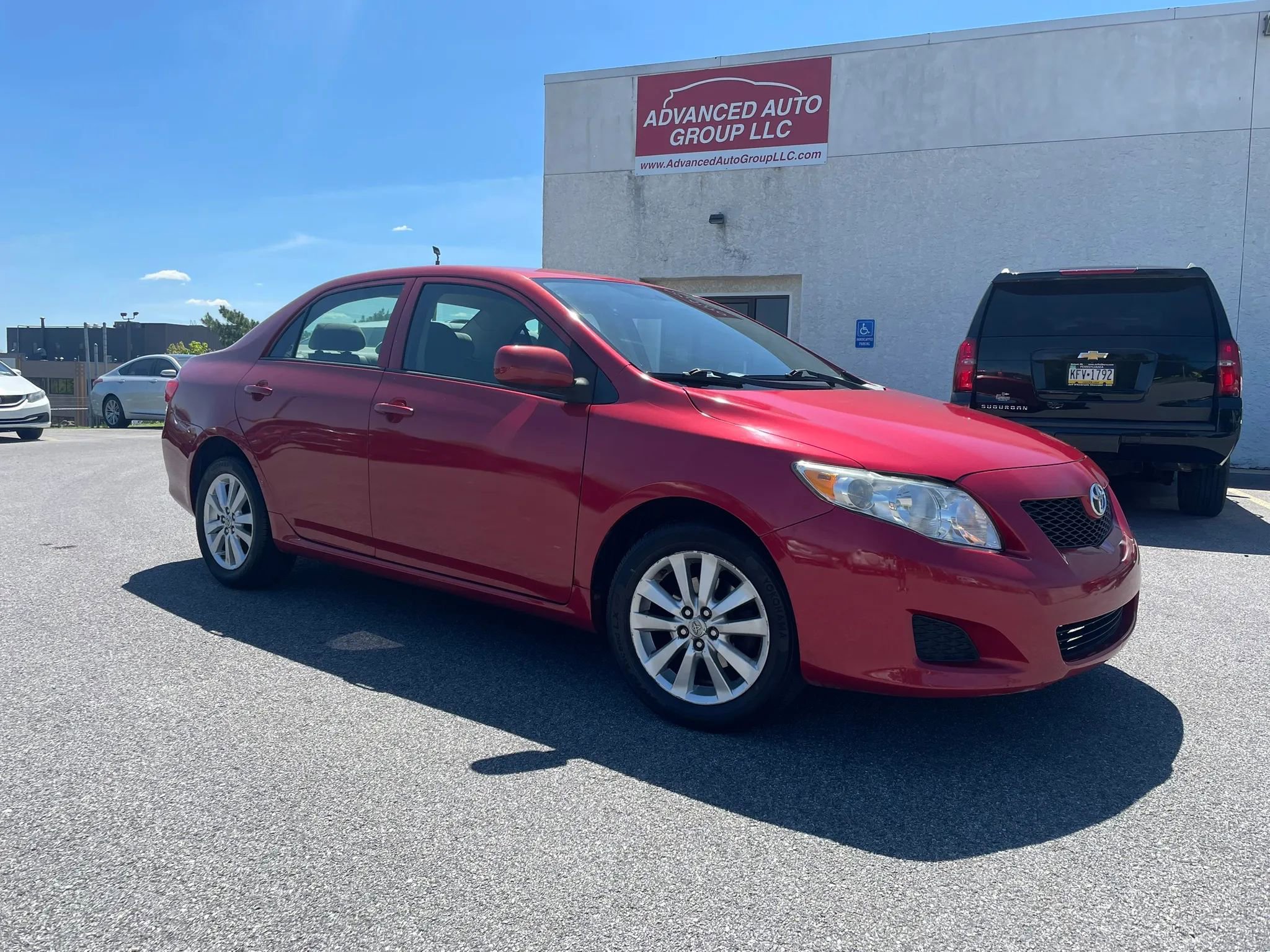 Used 2010 Toyota Corolla LE FWD image 1