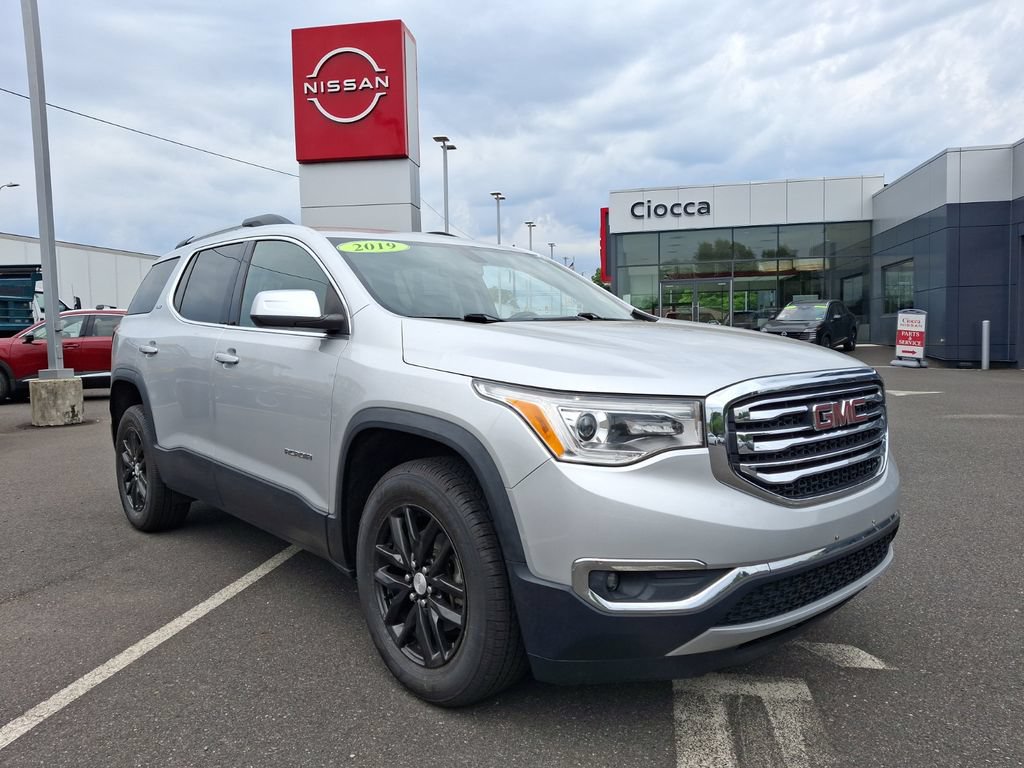 Used 2019 GMC Acadia SLT AWD/4WD image 1