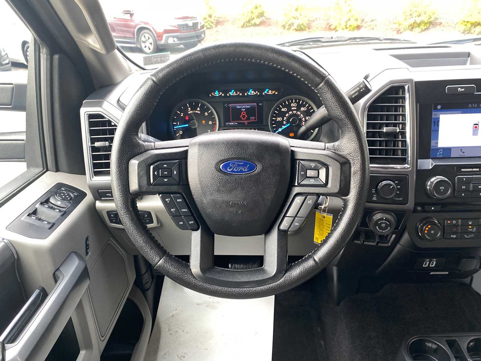 Used 2016 Ford F150 XLT w/ Equipment Group 302A Luxury AWD/4WD image 14