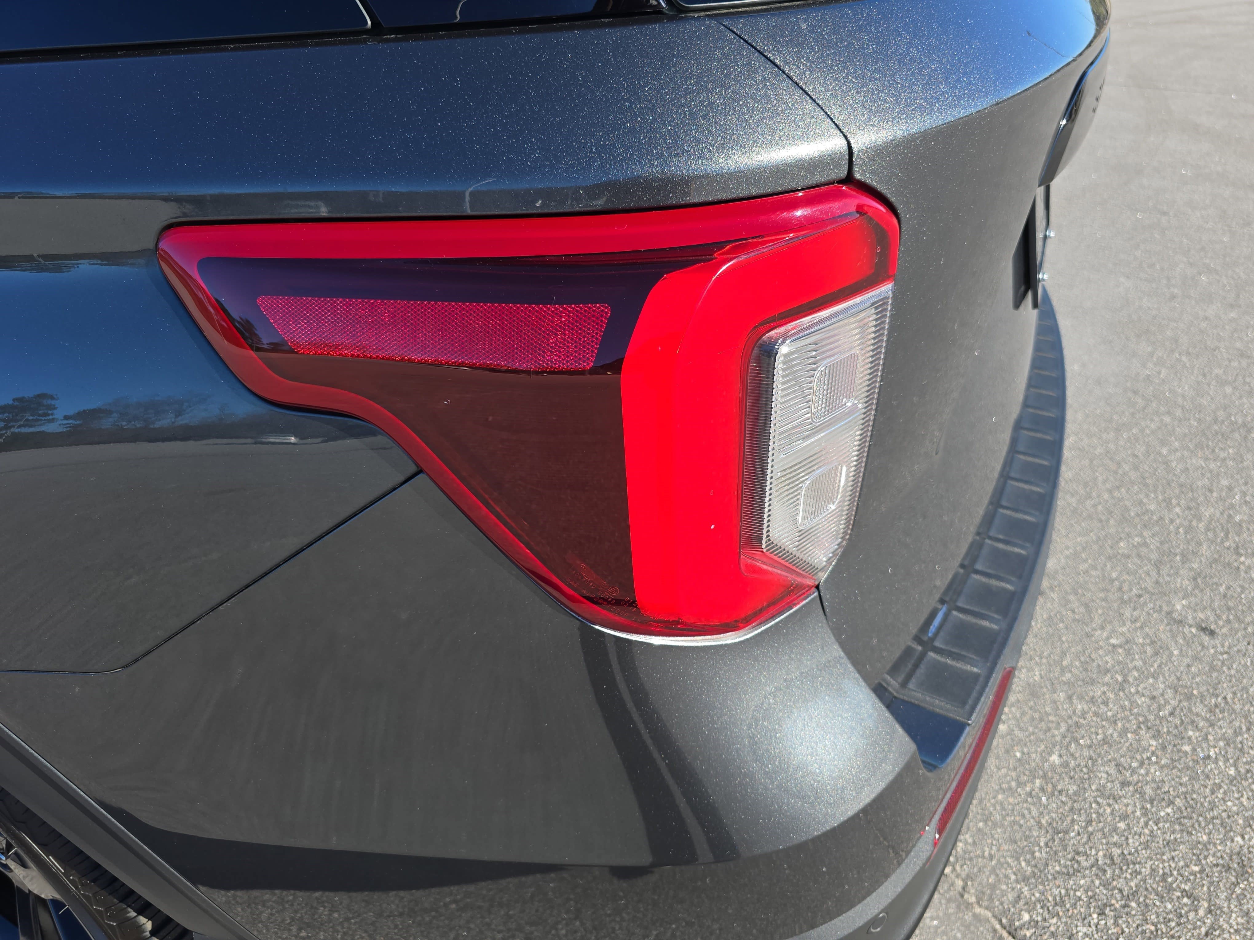 Used 2020 Ford Explorer ST w/ ST Street Pack image 34