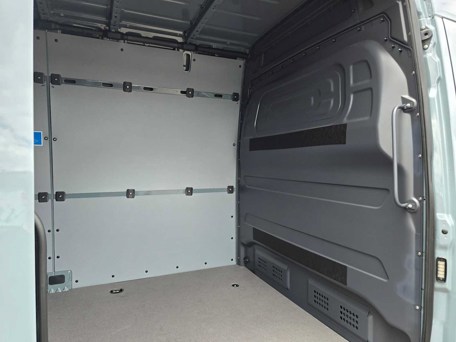 Used 2026 Mercedes-Benz Sprinter 2500 image 15