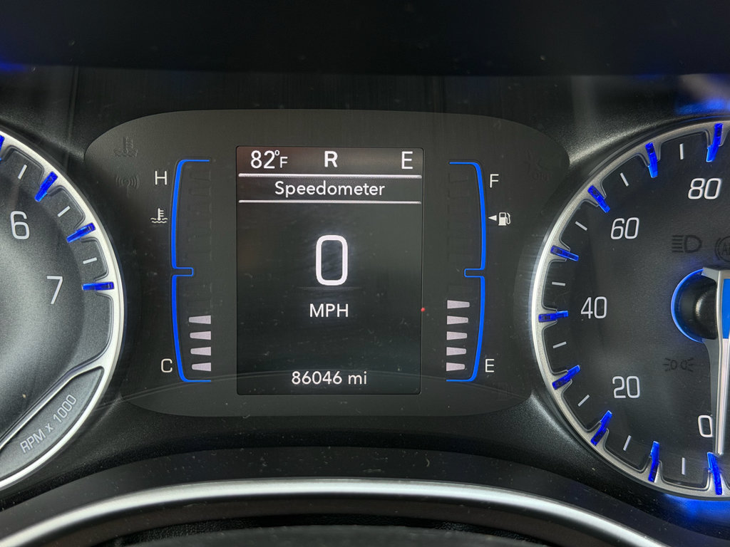 Used 2021 Chrysler Voyager LX w/ Cold Weather Group FWD image 17