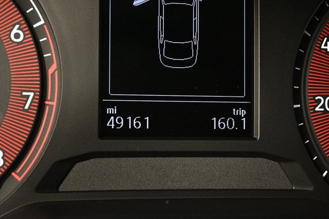 Used 2021 Volkswagen Jetta SE image 11