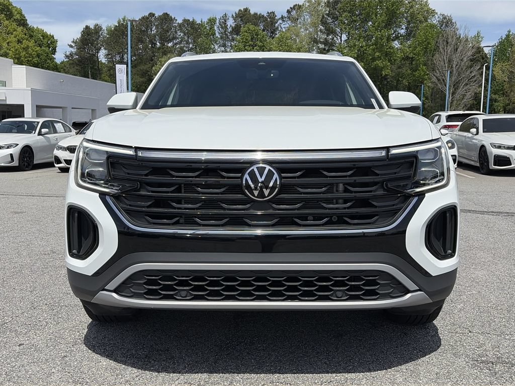 Certified 2024 Volkswagen Atlas Cross Sport SE FWD image 11