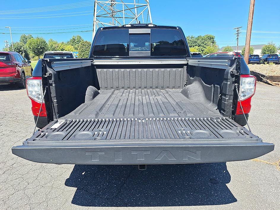 Used 2024 Nissan Titan SV w/ SV Convenience Package AWD/4WD image 24