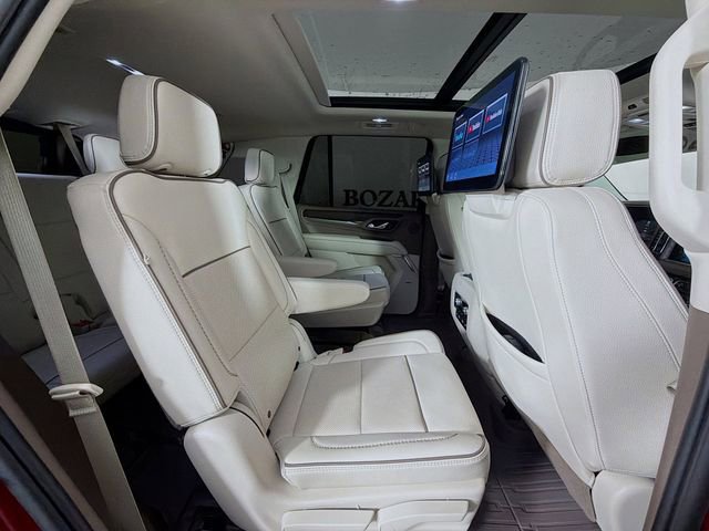 Used 2023 GMC Yukon Denali w/ Advanced Technology Package AWD/4WD image 35