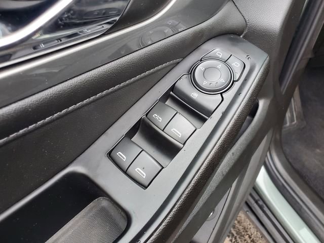 Certified 2023 Chevrolet Traverse LT image 18