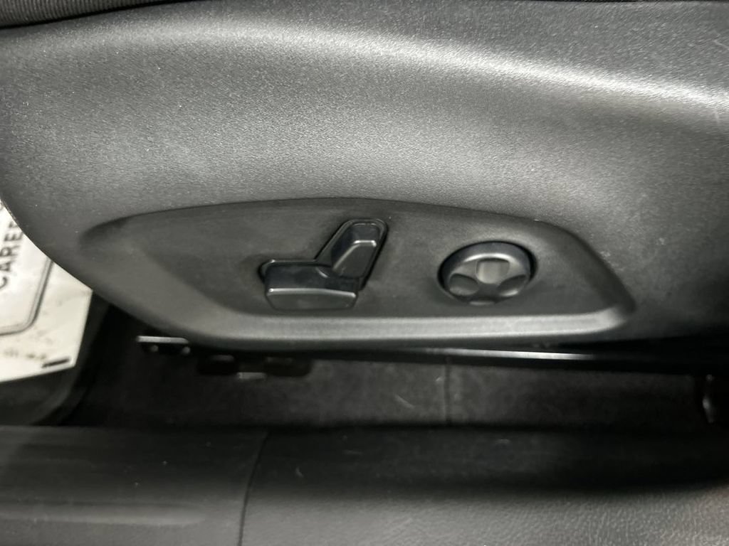Used 2021 Jeep Compass Latitude w/ Sun and Sound Group AWD/4WD image 10