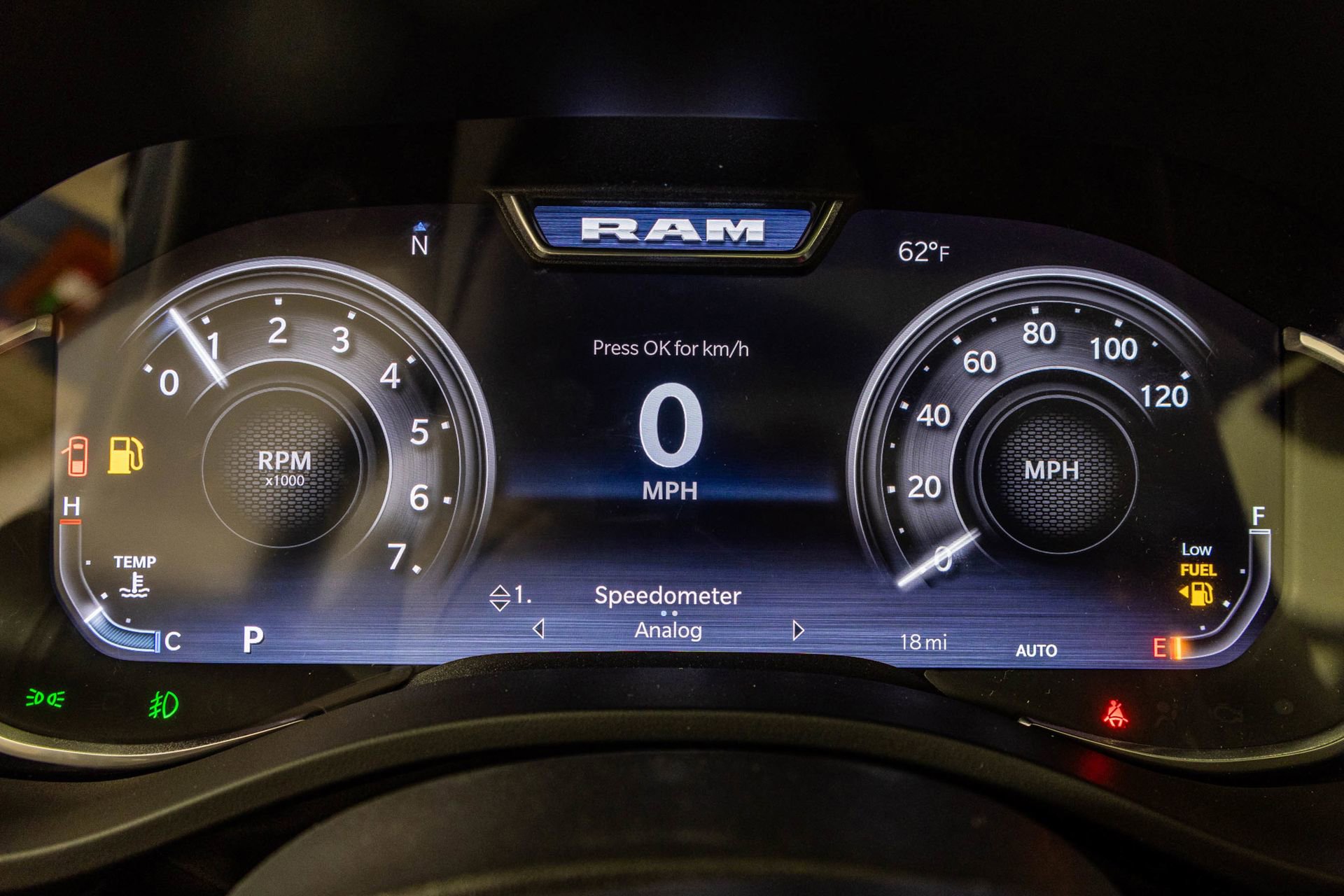 New 2026 RAM 1500 4x4 Crew Cab image 34