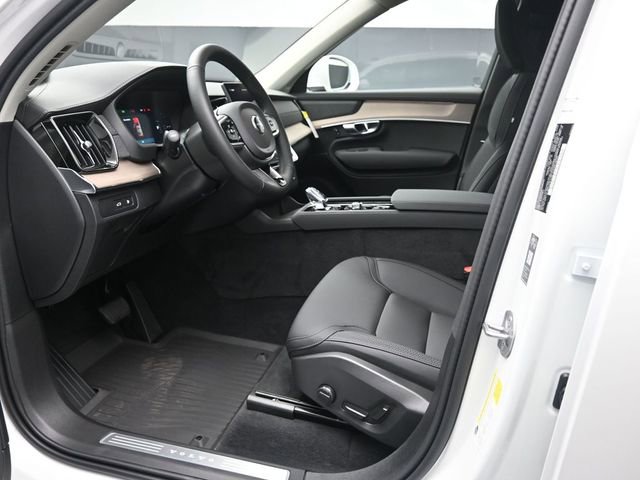New 2026 Volvo XC90 T8 Plus w/ Protection Package Premier image 17